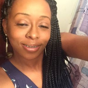 Meet your Posher, Angie